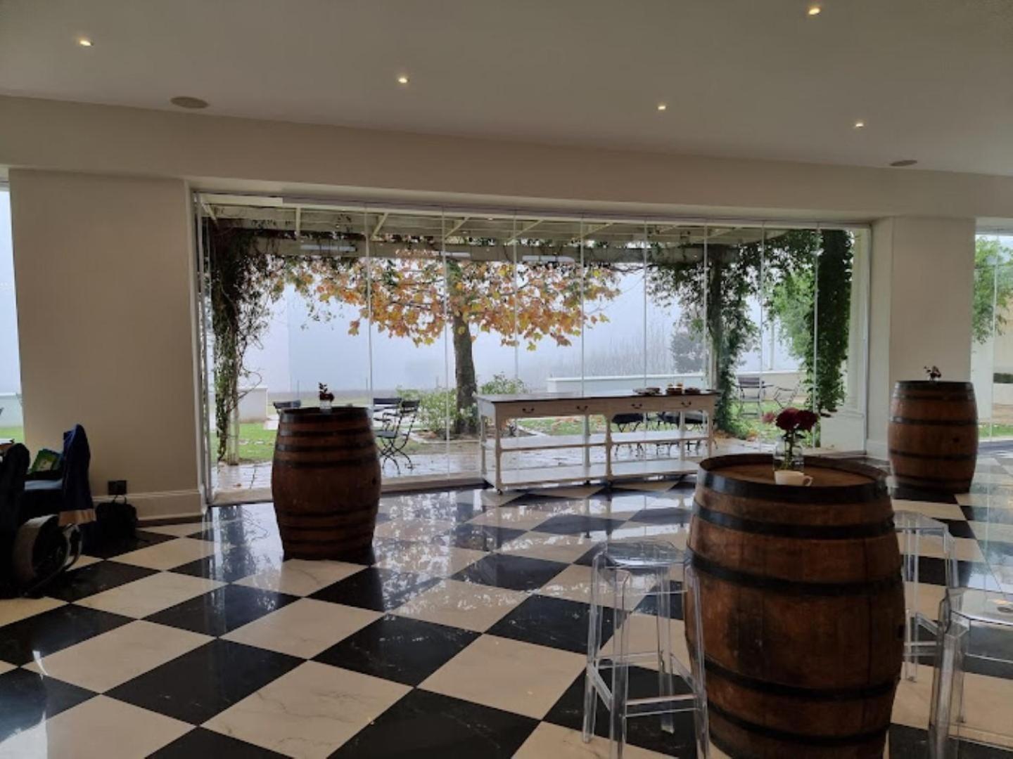 Loch Lynne Estate Hotel Дърбанвил Екстериор снимка