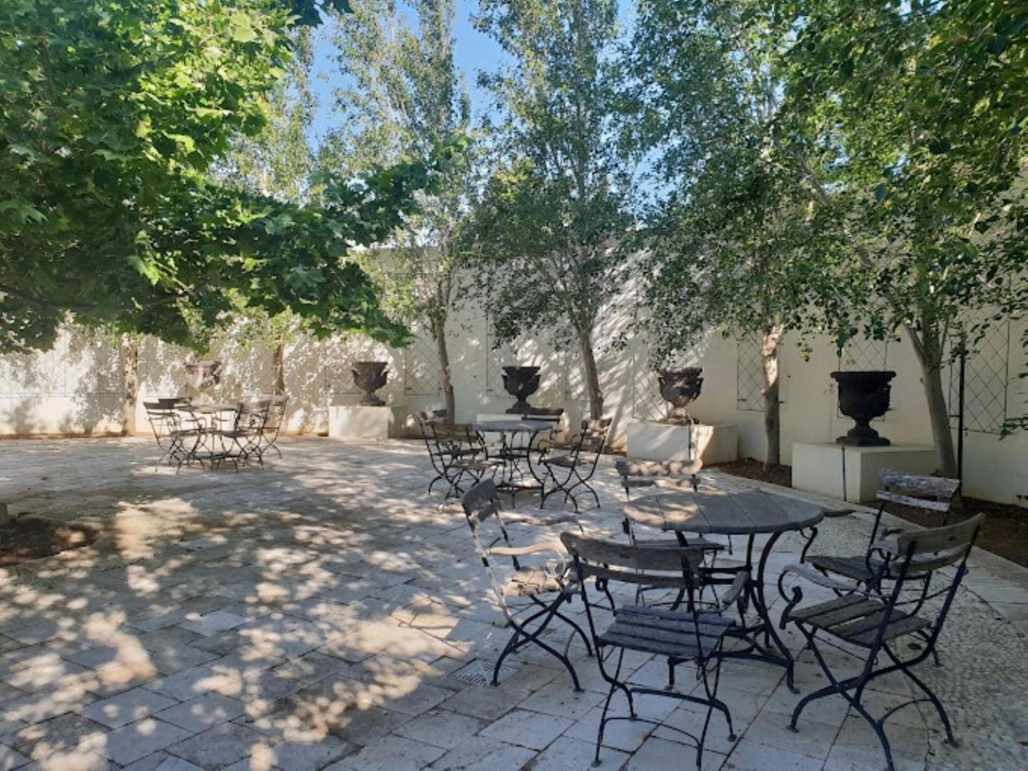 Loch Lynne Estate Hotel Дърбанвил Екстериор снимка